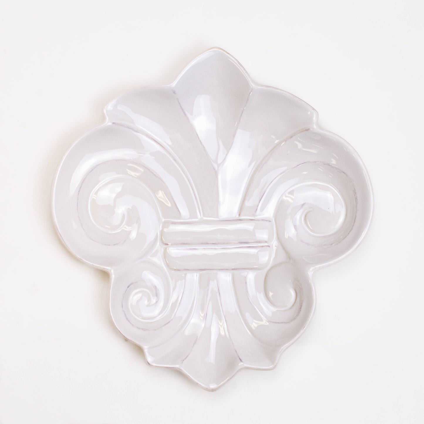 Embossed Fleur de Lis Plate Antique White 12x13