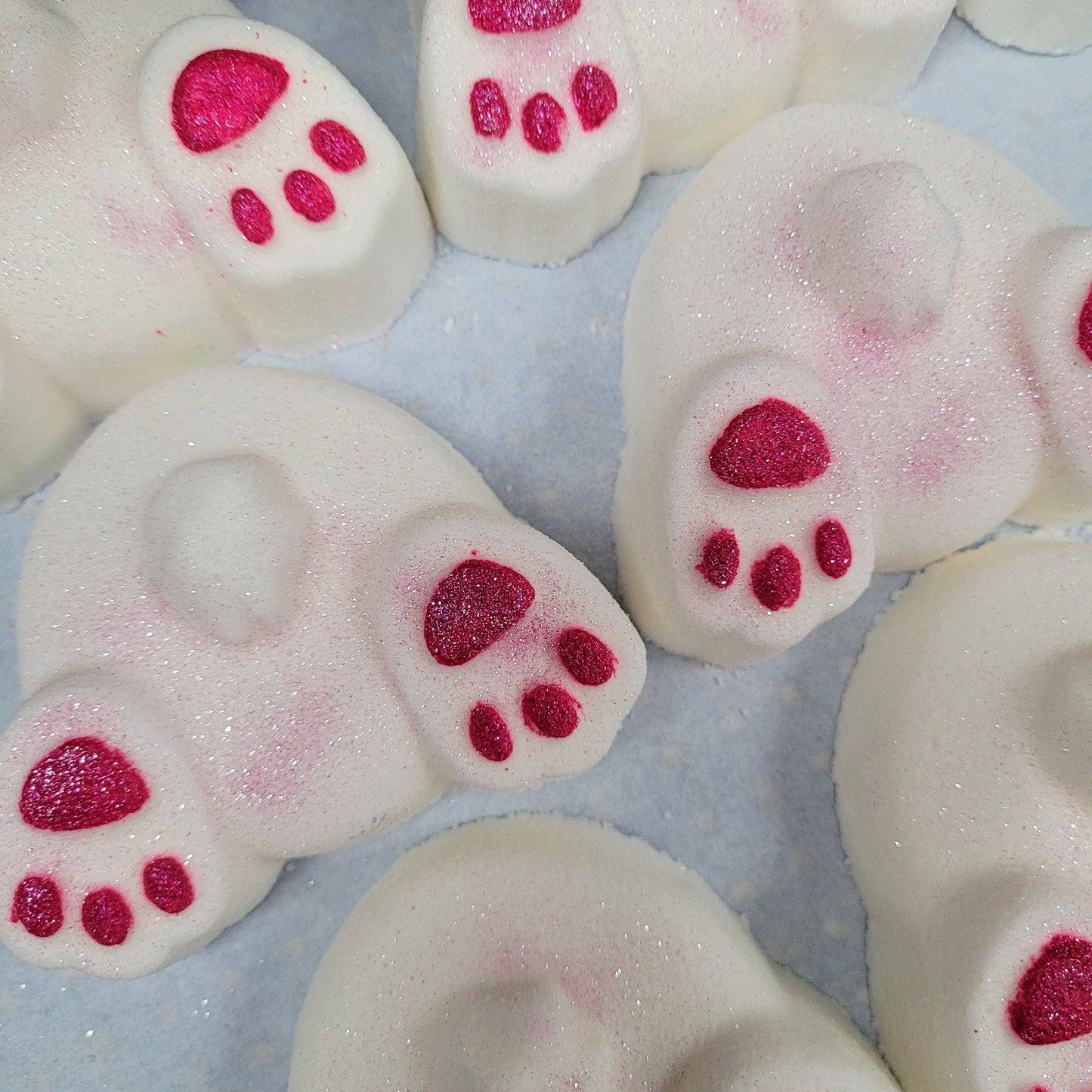 Fluffy Bunny Bums Bath Bomb - Cotton Candy - 6oz