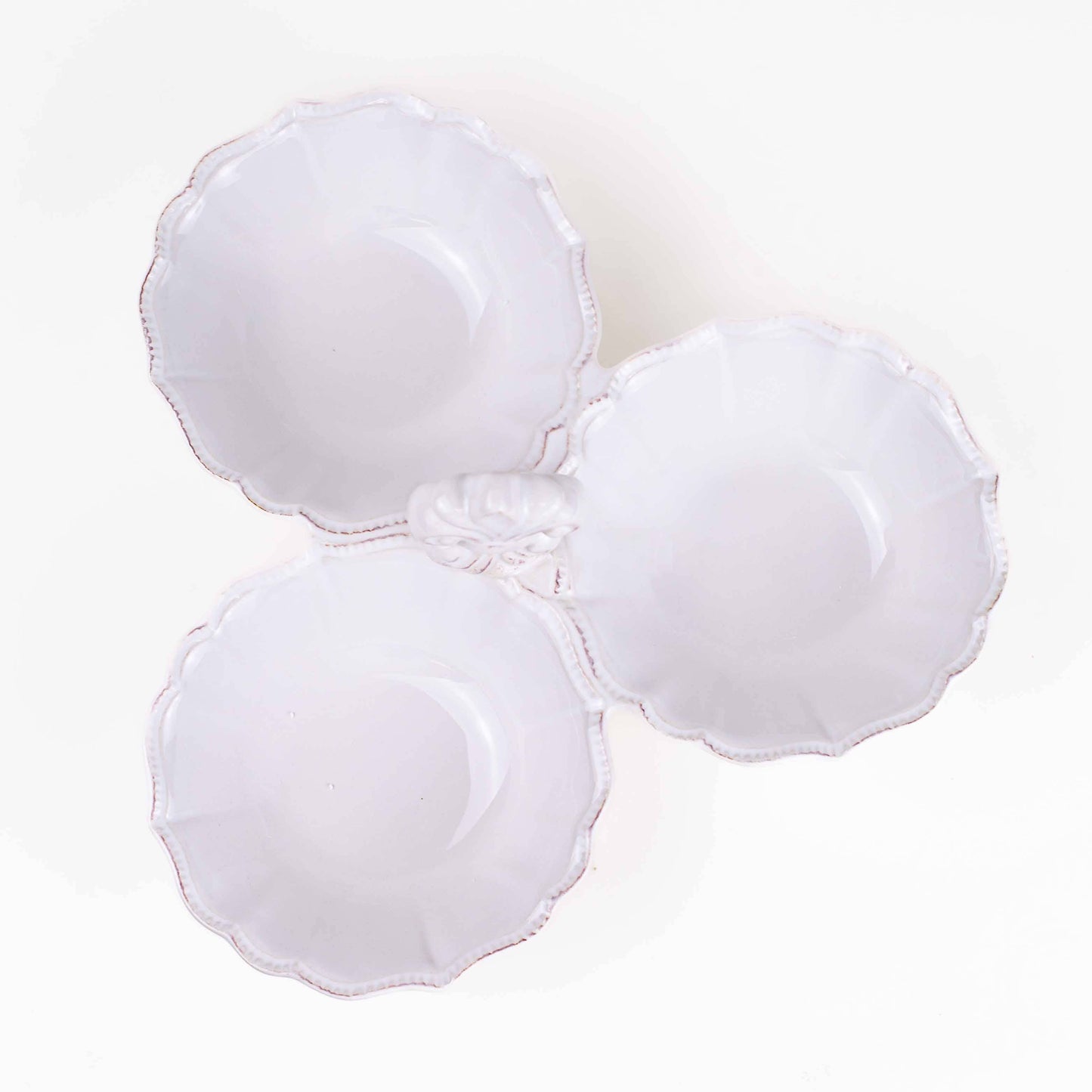 Fleur de Lis Tri Server   Antique White   9.5x3.75x9