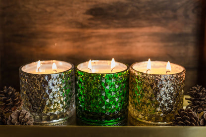 Mistletoe & Holly 15oz Shimmer Candle 2 wick