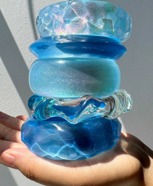 Aurelia – Frosted Wave Resin Bangle
